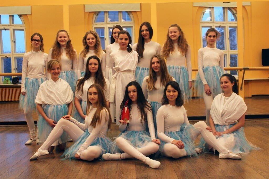 Zespół „Foxal” z Centrum Kulturalnego w Przemyślu zgarnął wspólnie z tancerzami z Jarosławia pierwszą nagrodę.<br/>fot.ze zbiorów własnych
