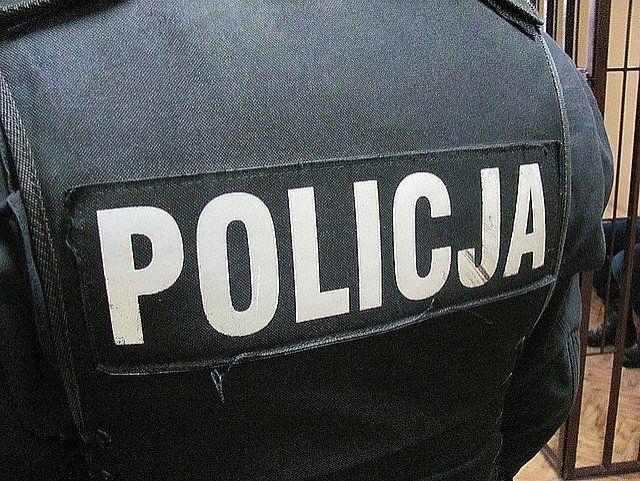 Zatrzymany przez policjantów mężczyzna przyznał się do winy.<br/>fot.KMP Stalowa Wola