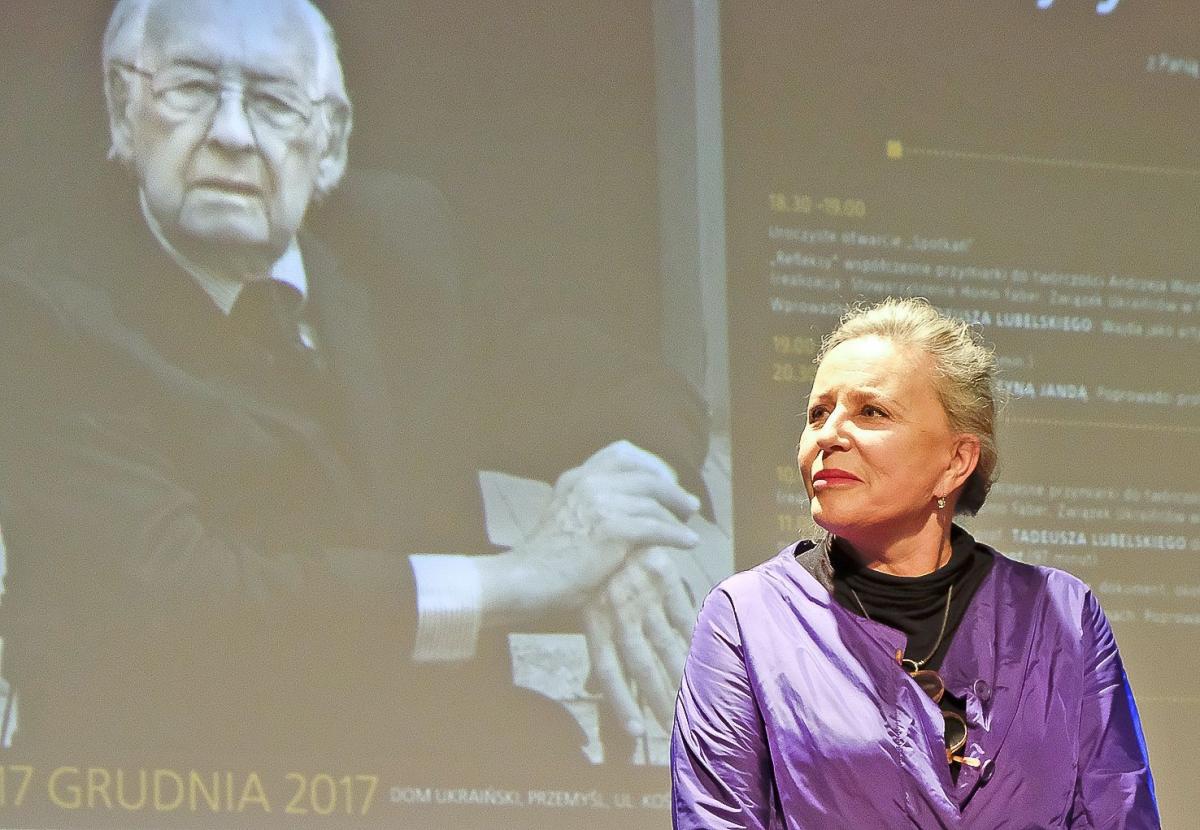 O Andrzeju Wajdzie, zmarłym rok temu, opowiadała Krystyna Janda. <br/>fot.Jacek Szwic