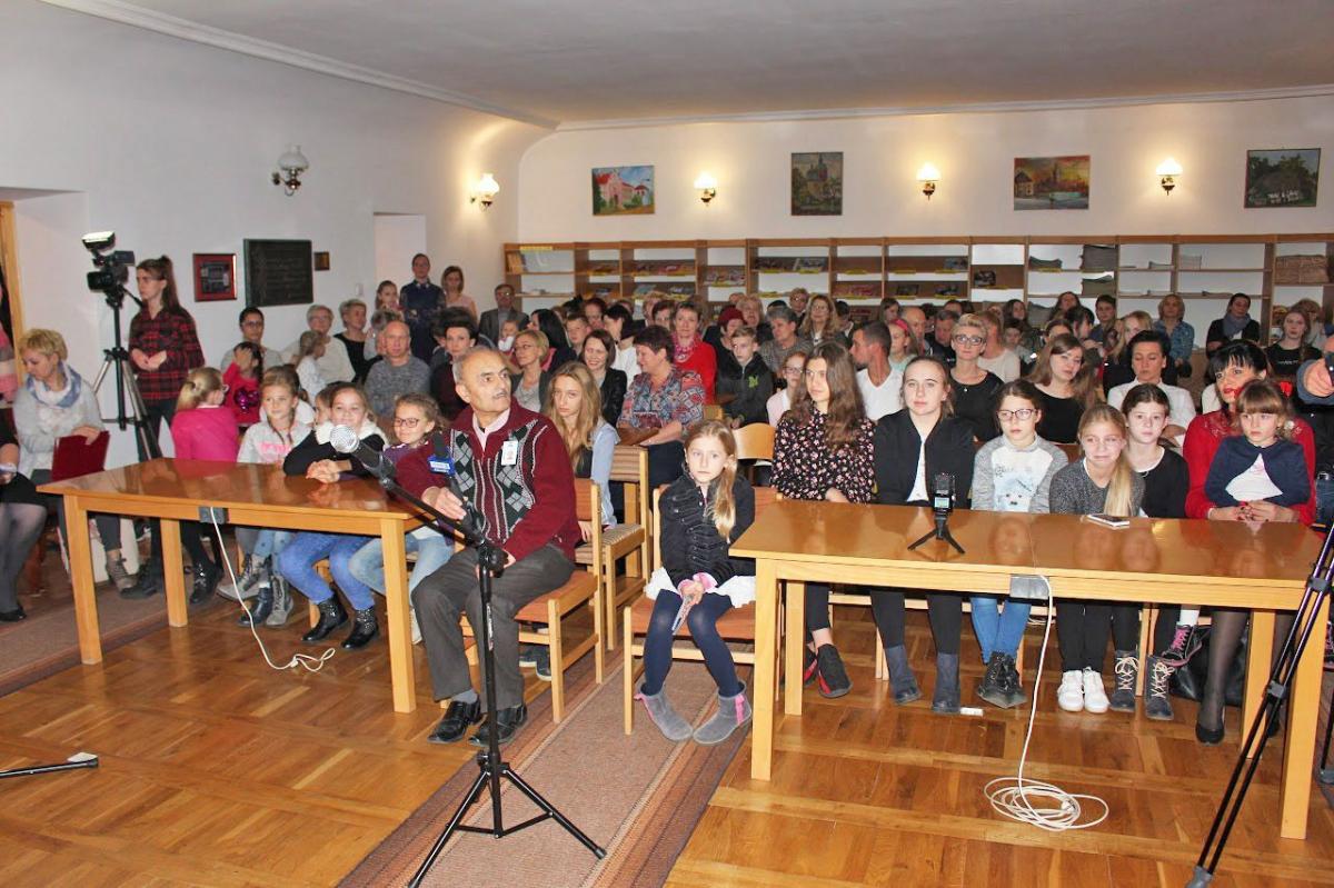 Spotkanie było dużym sukcesem i zgromadziło sporą publiczność!<br/>fot.MBP Przeworsk