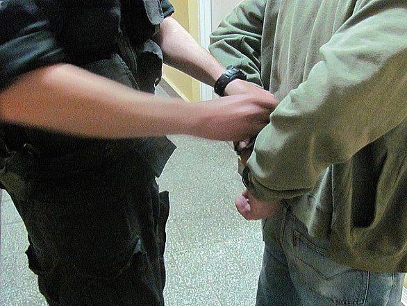 Podejrzany trafił do tymczasowego aresztu.<br/>fot.KMP Stalowa Wola