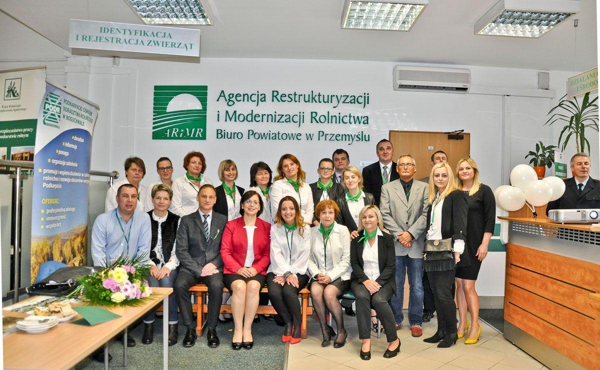 Pracownicy Biura Powiatowego w Przemyślu ARiMR, mieszczącego się przy ulicy Grunwaldzkiej 58.<br/>fot.zbiory własne