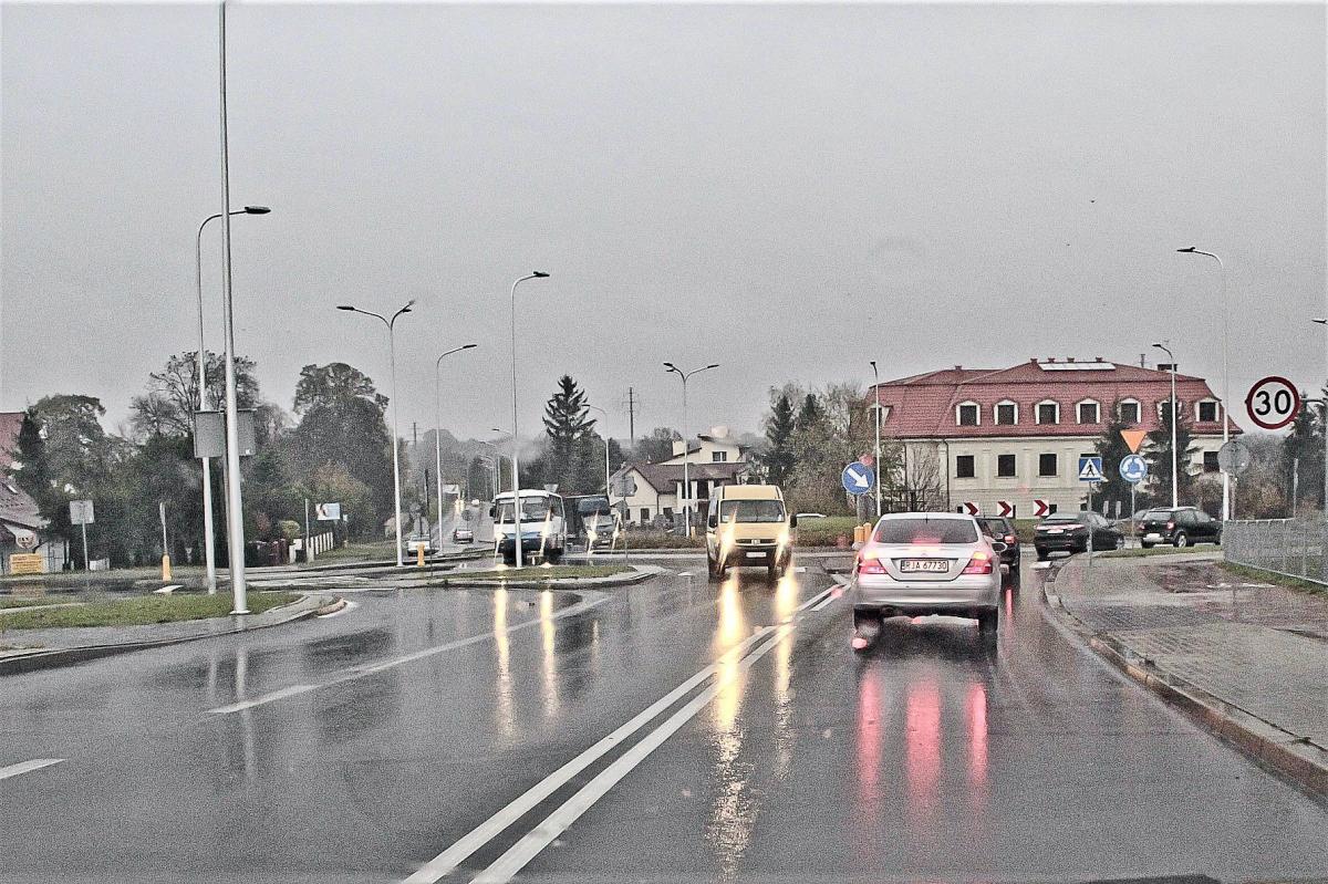 Patronem ronda u zbiegu ul. Strzeleckiej, Pruchnickiej i Chodkiewicza będzie mjr B. Lewkowicz, a nie – jak proponowano wstępnie – kpt. K. Michalski.    <br/>fot.Roman Kijanka