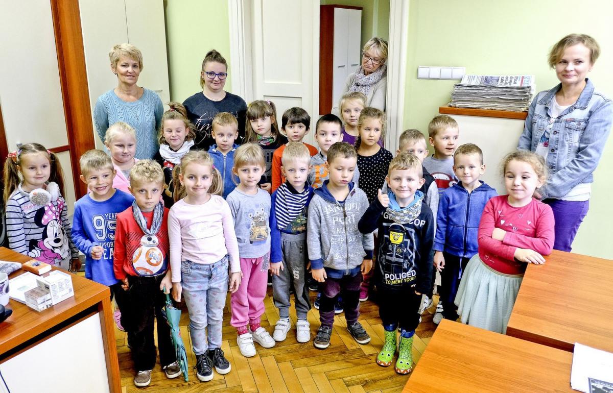 Pięcio- i sześciolatki z Przedszkola nr 16 w Przemyślu w naszych skromnych progach. 