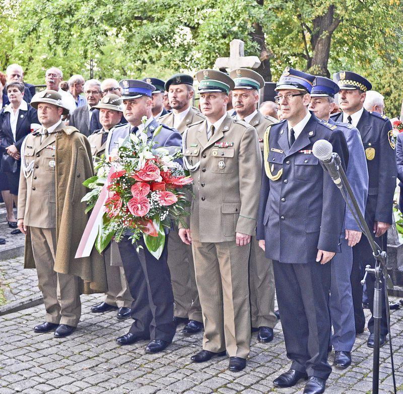 Uroczystości na Cmentarzu Wojskowym w 2015 roku.<br/>fot.Aleksandra Białoń