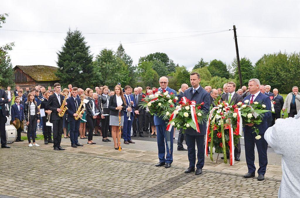 W uroczystościach rocznicowych wziął udział m.in. prezes PSL Władysław Kosiniak-Kamysz.<br/>fot.Starostwo Powiatowe w Przeworsku