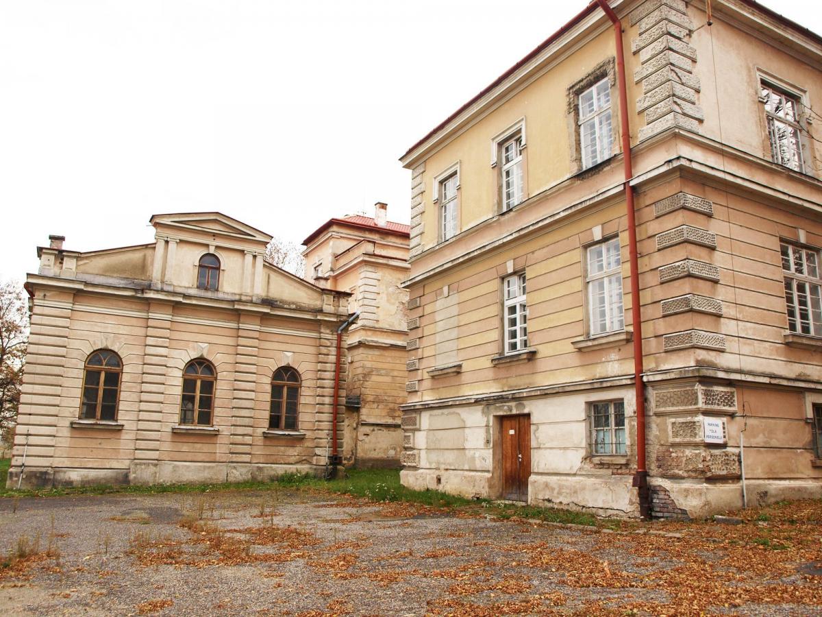 Jedną z dwóch propozycji złożonych przez władze Przemyśla do Polskiego Funduszu Rozwoju jest adaptacja budynków poszpitalnych przy ulicy Słowackiego na mieszkania komunalne.<br/>fot.Mariusz Godos