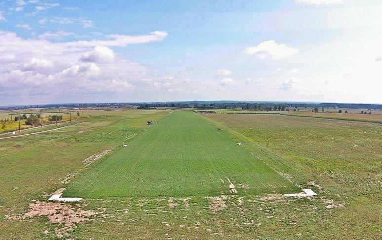 Lądowisko posiada trawiastą nawierzchnię. Jego współrzędne wynoszą: szerokość geograficzna – 50010’11’’N, długość geograficzna – 23003’30’’E.<br/>fot.Nadleśnictwo Oleszyce
