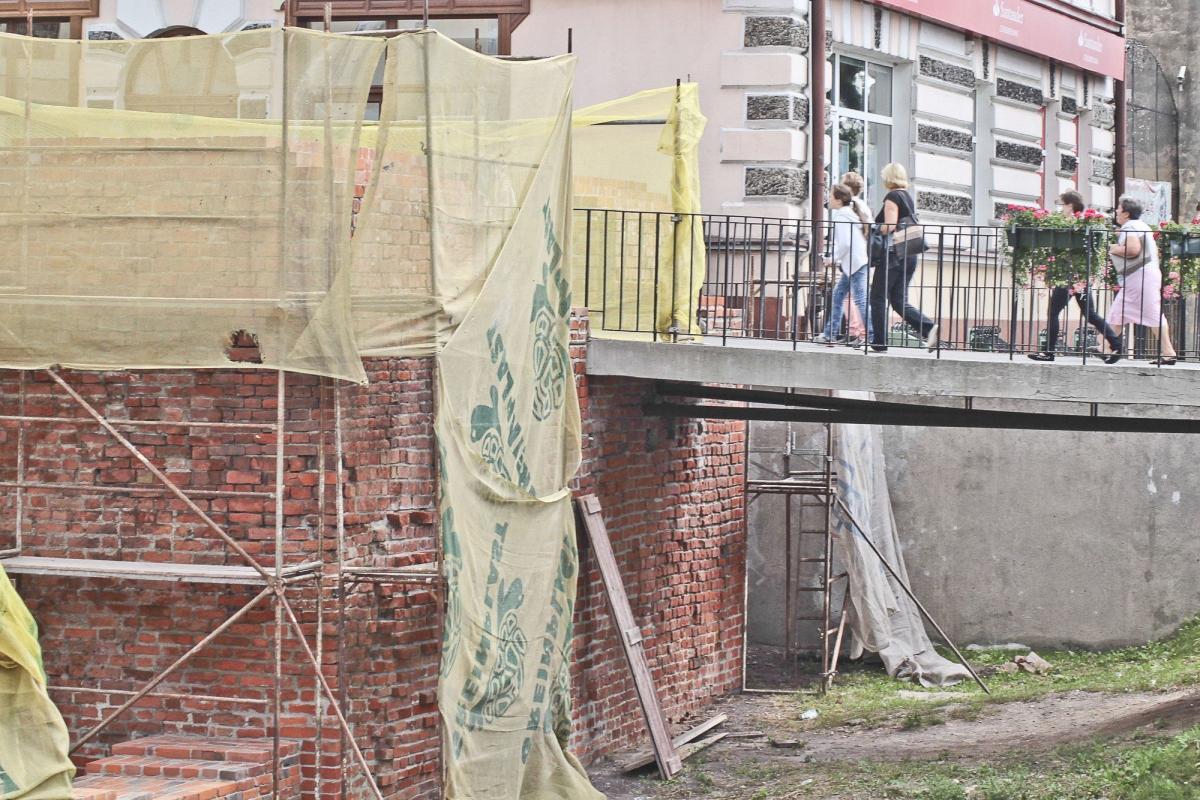 Pomieszczenia Bramy Krakowskiej zostaną wykorzystane na potrzeby utworzonego  Centrum Edukacji Kulturalnej.<br/>fot.Roman Kijanka