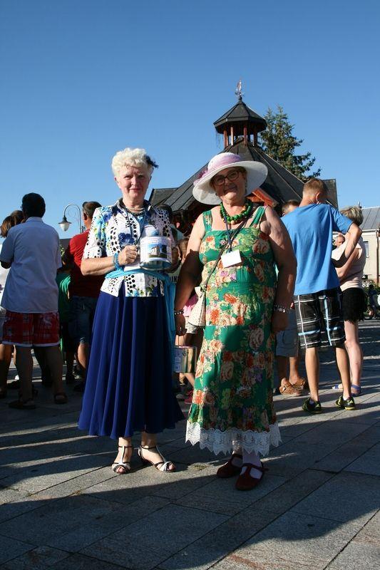 Do akcji zbiórki pieniędzy na remont obiektu włączyli się członkowie lubaczowskiego oddziału Towarzystwa Miłośników Lwowa i Kresów Południowo-Wschodnich.<br/>fot.UG Lubaczów