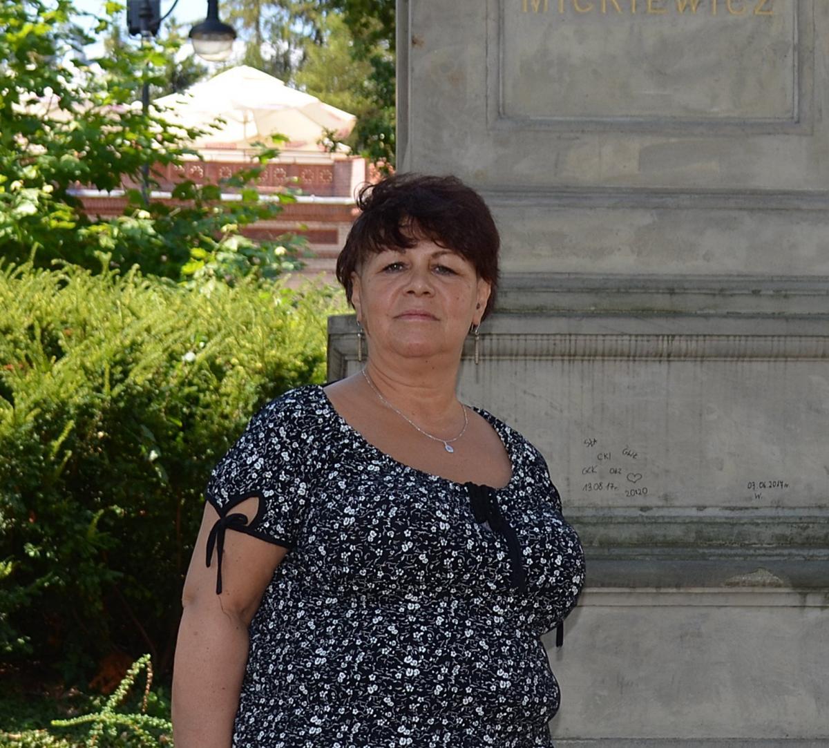 – Jestem zakochana w Mickiewiczu, w romantykach. Poza tym lubię Pawlikowską-Jasnorzewską, Gałczyńskiego, Tuwima, poezję egzystencjalną w każdej postaci – deklaruje Bożena Spryńska.<br/>fot.Aleksandra Białoń