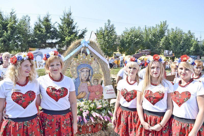 Wieniec z sołectwa Ujkowice, rok 2016.