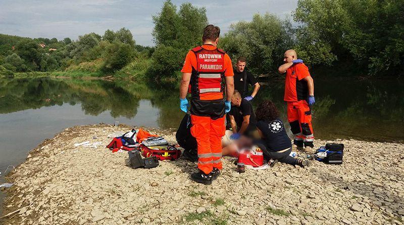 Policja pod nadzorem prokuratora ustala okoliczności dramatu.<br/>fot.KM PSP Przemyśl