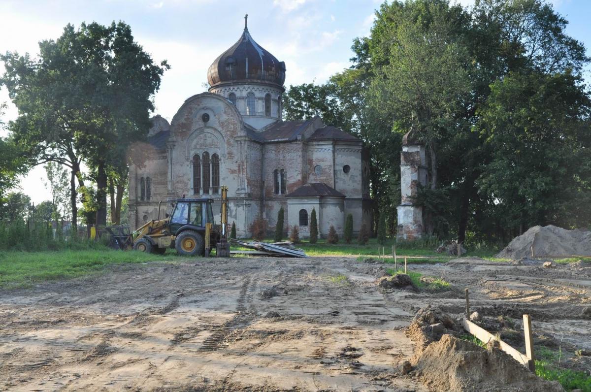 Budowa remizy właśnie ruszyła. Znajdzie się ona przy starej cerkwi greckokatolickiej. <br/>fot.Paweł Bugira