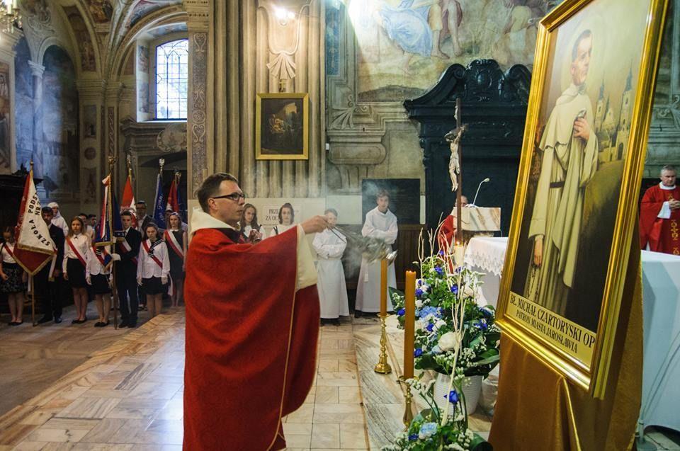 Msza św. zgromadziła jarosławian chcących uczcić wyjątkowy dla miasta dzień.<br/>fot.UM Jarosław