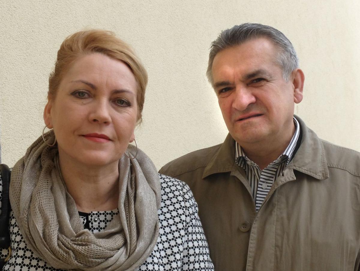 Prezes Towarzystwa Miłośników Arboretum w Bolestraszycach Renata Haśkiewicz-Kudła i jego założyciel Jan Nowakowski.<br/>fot.Jacek Szwic