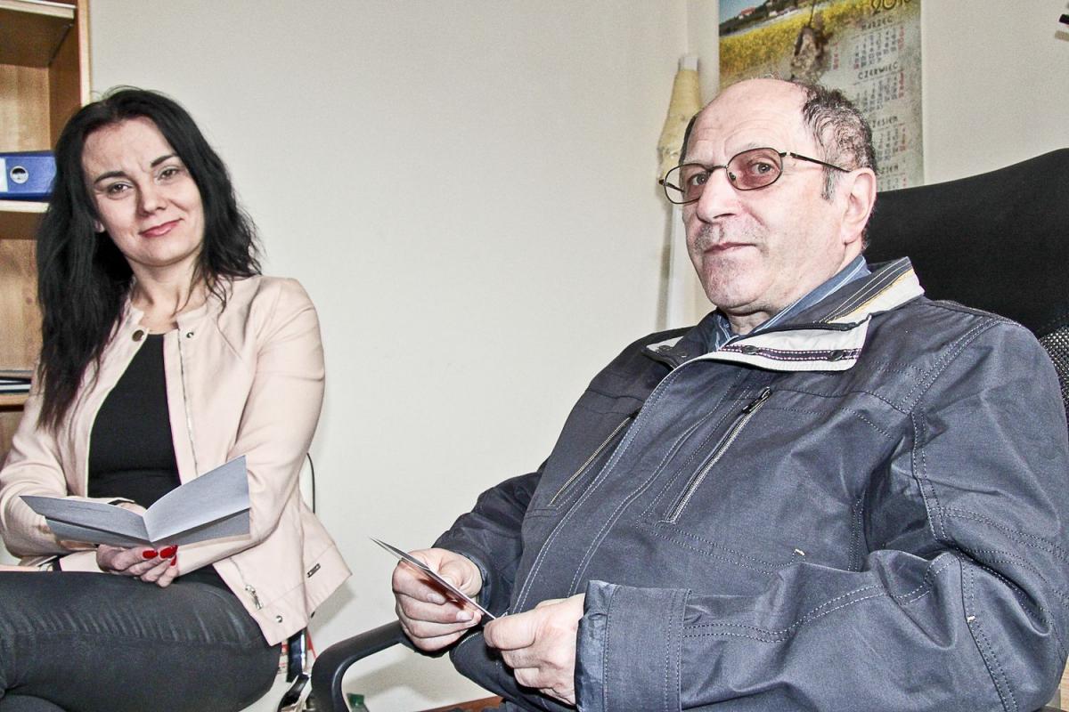 Iwona Zelwach i Jerzy Czechowicz – od nich zaczęło się całe przedsięwzięcie. – Jurek był dla nas przewodnikiem między przeszłością a obecnymi czasami – mówi pani Iwona.<br/>fot.Roman Kijanka