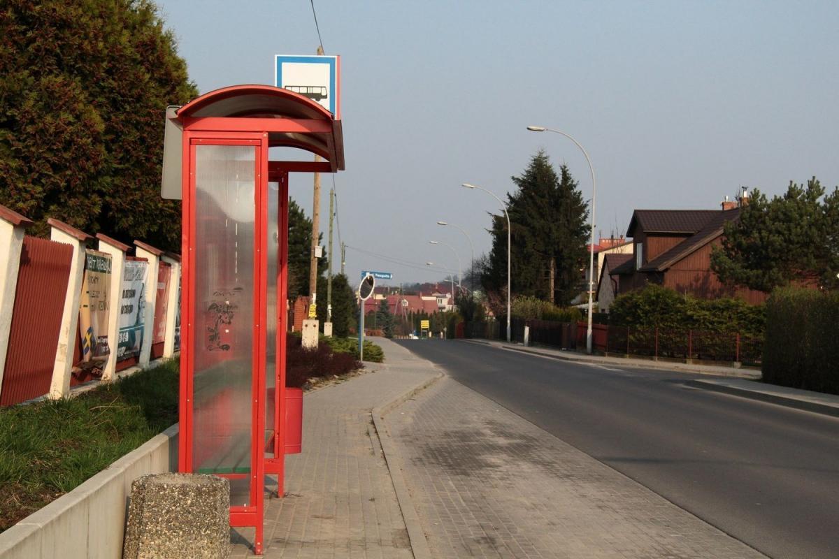 Pasażerowie nie chcą tak „chudych” wiat.<br/>fot.Roman Kijanka