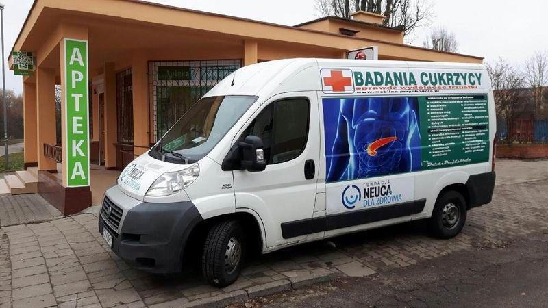 W mobilnym punkcie badań na pacjentów czekać będzie wykwalifikowany personel, który udzieli porad w zakresie profilaktyki i leczenia cukrzycy oraz zmierzy poziom cukru.<br/>fot.materiały organizatora