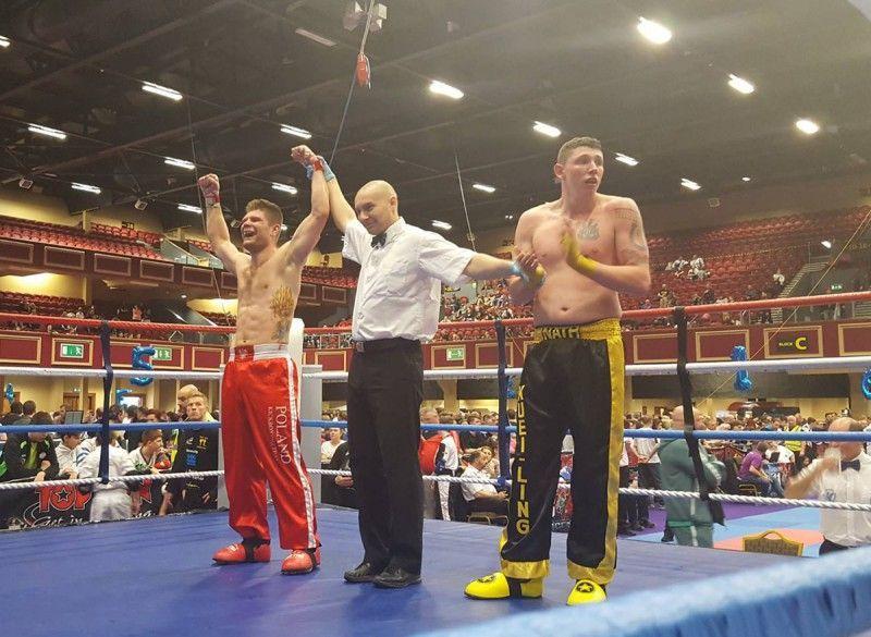 Mateusz Kubiszyn, zawodnik KSW Sokół Jarosław, po wygranej walce o złoto.