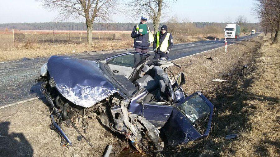 Na miejscu wypadku pracuje policyjna ekipa.<br/>fot.KPP Lubaczów
