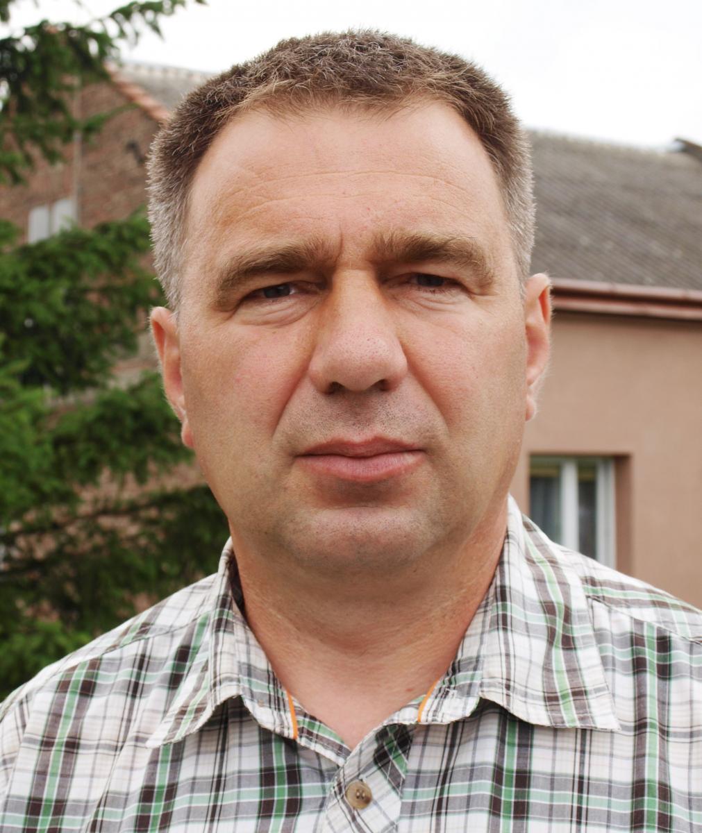 Wójt gminy Radymno Bogdan Szylar przyjął wyrok Naczelnego Sądu Administracyjnego, który uznał, że zwolnienie dyrektora ZS w Sośnicy Henryka Hnata odbyło się niezgodnie z prawem.<br/>fot.Mariusz Godos