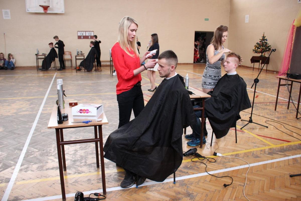 W przedsięwzięciu uczestniczyło łącznie ok. 50 uczniów ZSU-HiG z różnych klas.<br/>fot.ze zbiorów ZSU-HiG