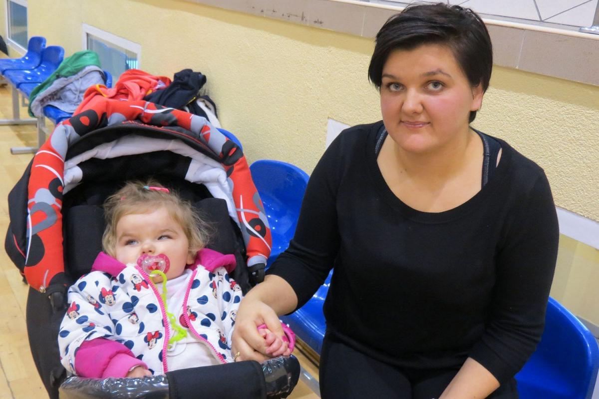 Terapia komórkami macierzystymi to wielka szansa dla Julii na lepsze życie, jednak leczenie nie jest refundowane przez Narodowy Fundusz Zdrowia.<br/>fot.Barbara Chmura
