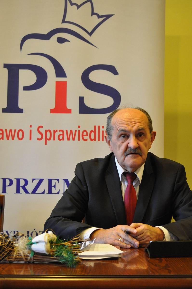 – Chodzi o to, żeby poprawić warunki pracy dziennikarzy. Być może zaproponowane zmiany nie są jednak najlepsze i trzeba je ulepszyć – powiedział Andrzej Matusiewicz.<br/>fot.Paweł Bugira