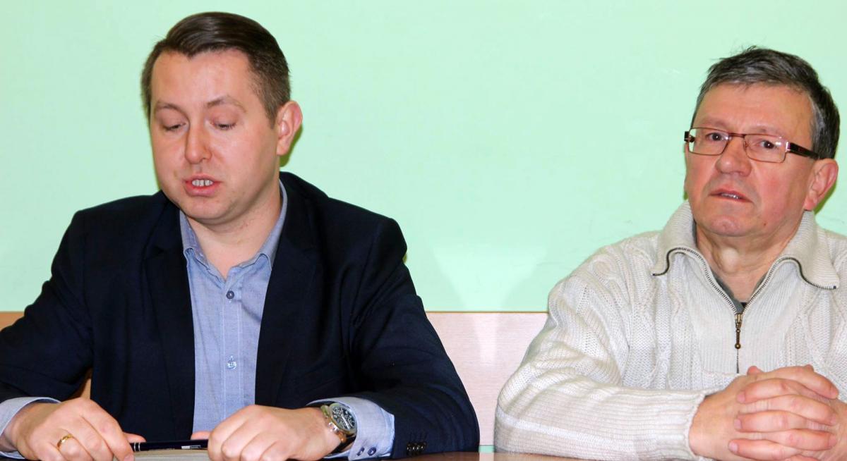 Wojciech Pieprzny (z prawej) i Maciej Dębicki pytają władze miasta, czy Przemyśl ma być miastem turystycznym, czy nie?<br/>fot.Mariusz Godos