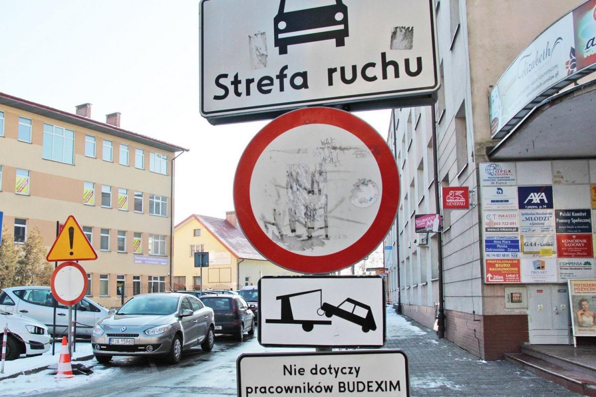 Najprawdopodobniej te znaki zakazu są najczęściej łamanymi w skali kraju, a może nawet Europy.<br/>fot.Roman Kijanka