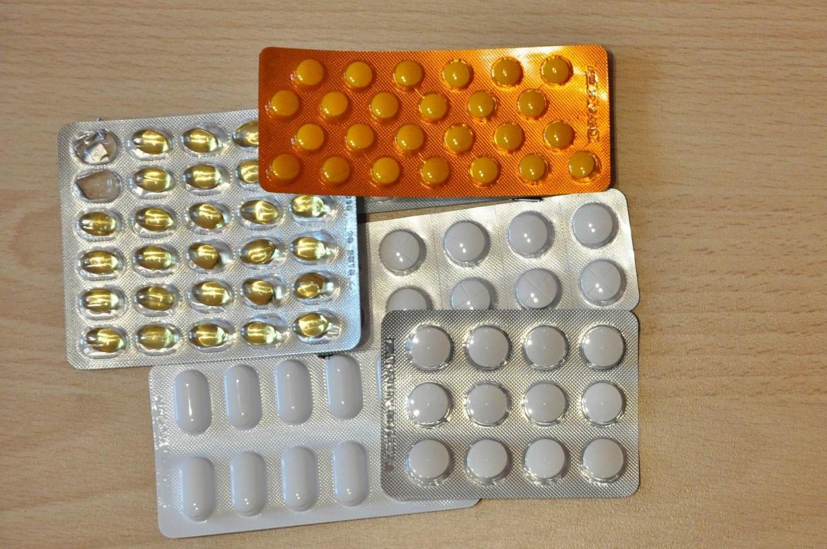 Zawartość „zakazanych” substancji w najpopularniejszych lekach jest na tyle niska, że ich dostępność pozostanie bez zmian.<br/>fot.Paweł Bugira
