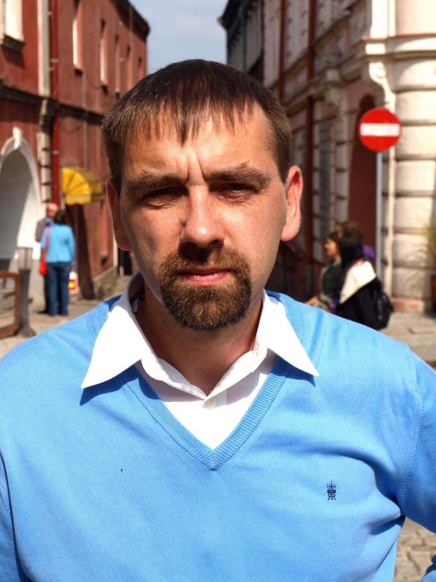 Szef sztabu przemyskiego finału Wielkiej Orkiestry Świątecznej Pomocy Paweł Haliniak.<br/>fot.Mariusz Godos