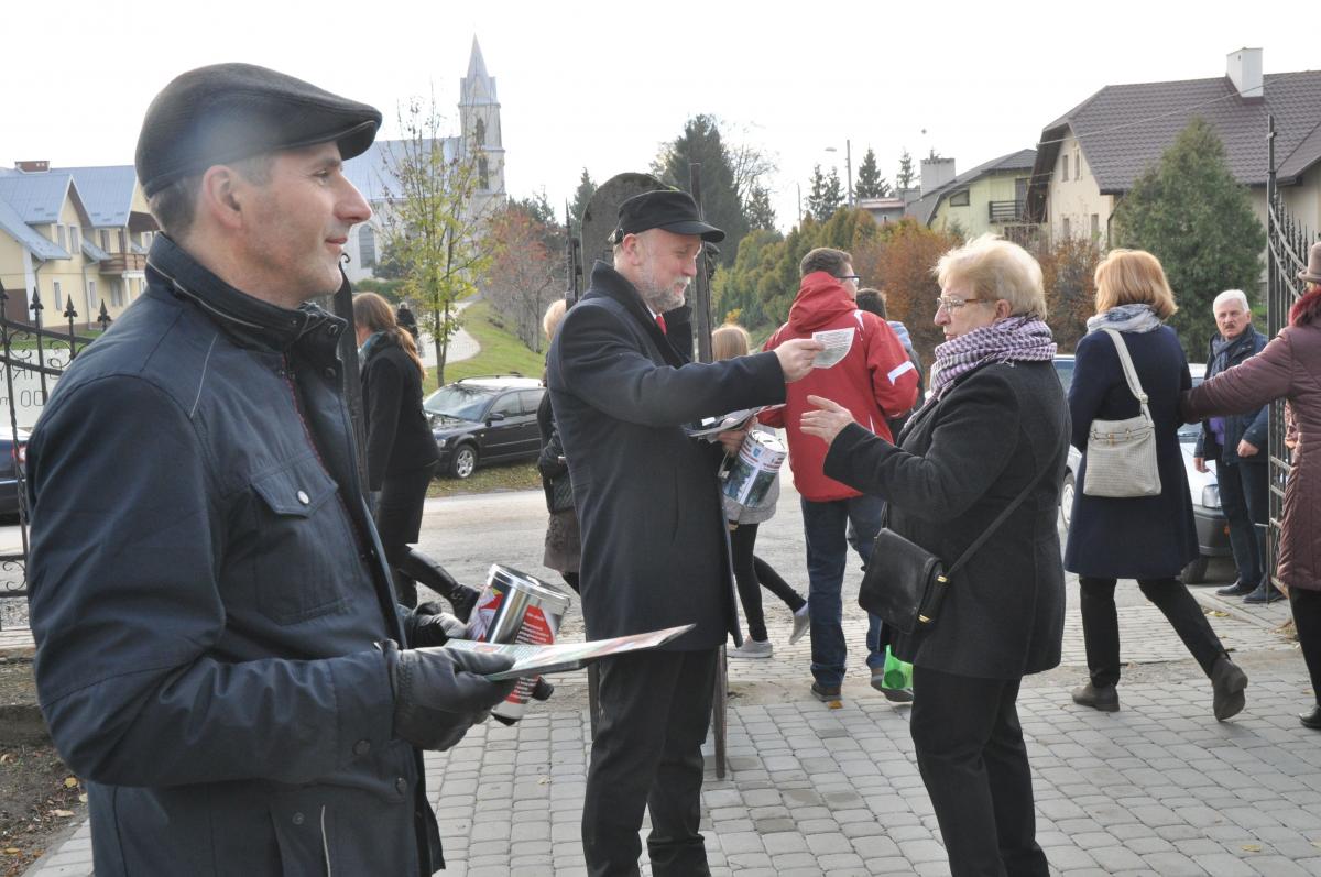 1 bm. kwestowano m.in. w Żurawicy koło Przemyśla.<br/>fot.Paweł Bugira