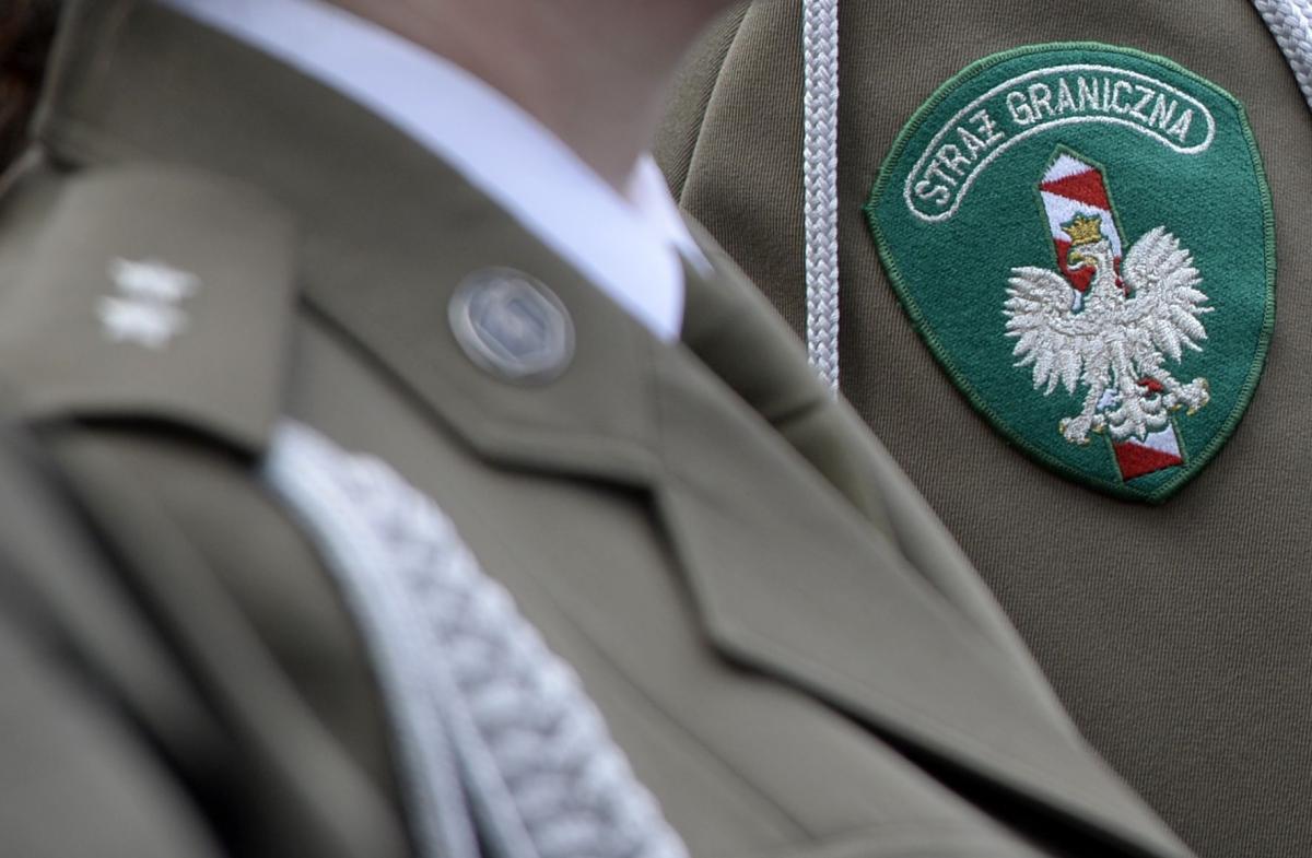 W imieniu Służby Więziennej porozumienie o współpracy podpisał płk Marek Grabek – dyrektor okręgowy Służby Więziennej w Rzeszowie. Ze strony Straży Granicznej uczynił to płk Piotr Patla, komendant Bieszczadzkiego Oddziału Straży Granicznej w Przemyślu.<br/>fot.zbiory własne