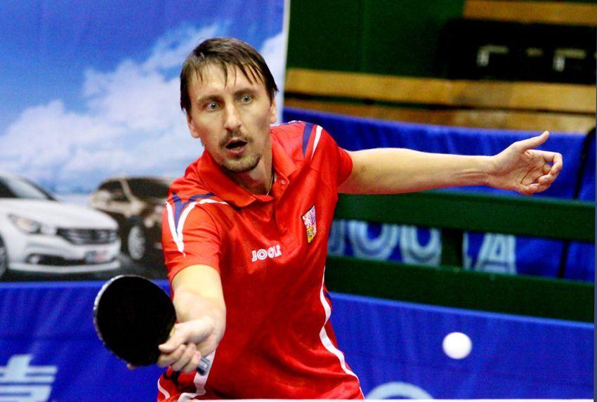 Dmitrij Prokopcov zmierzył się z Cazuo Matsumoto i nie dał mu większych szans. Reprezentant Czech wygrał po raz pierwszy w polskiej superlidze i trzeba wierzyć, iż teraz będzie tylko lepiej.<br/>fot.www.ping-pong.cz