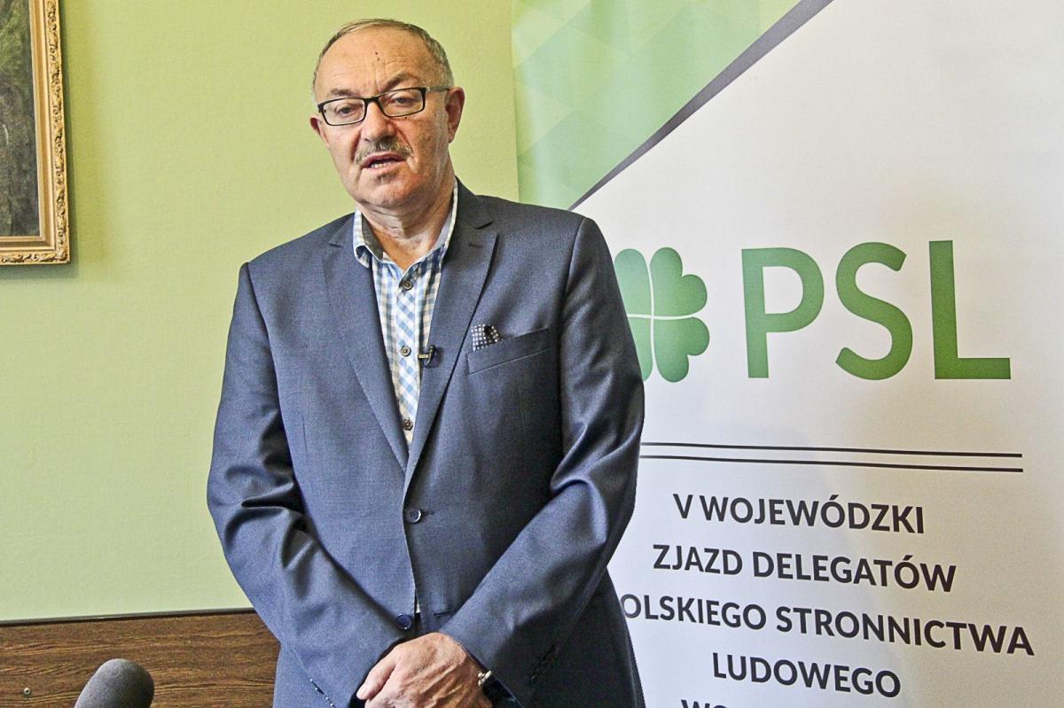 Mieczysław Kasprzak ostro odniósł się do działań rządzących.CYTAT: Gdy poprzednia władza mianowała swoich ludzi na stanowiska, PiS grzmiał, że tak być nie może. Dziś robi dokładnie to samo i wszystko jest dobrze.<br/>fot.Roman Kijanka