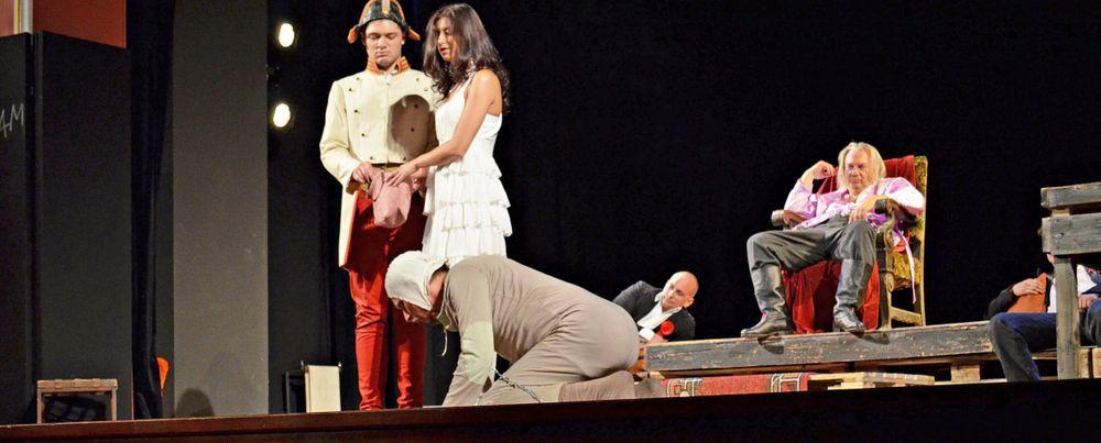 Sztuka Szewcy S.I. Witkiewicza w wykonaniu Polskiego Teatru Ludowego ze Lwowa. Reżyseria i adaptacja Stanisław Melski.<br/>fot.Aleksandra Białoń