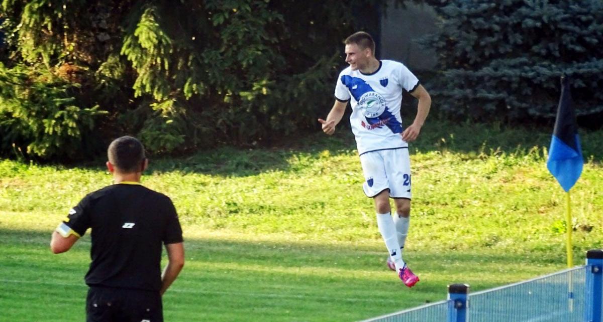 Bartosz Daszyk był autorem pierwszego trafienia dla JKS 1909 Jarosław w meczu z Karpatami Krosno.<br/>fot.Klub 100 - JKS Jarosław/facebook