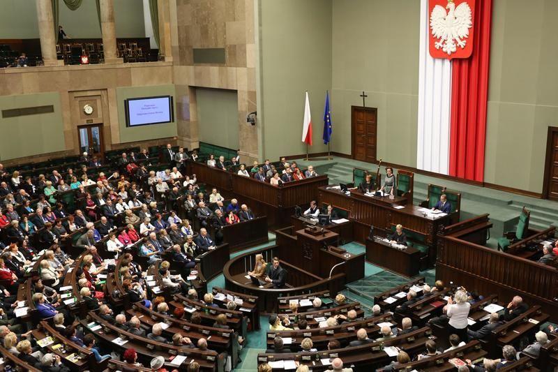 Pierwsze ubiegłoroczne posiedzenie Obywatelskiego Parlamentu Seniorów w sali plenarnej Sejmu.<br/>fot.Krzysztof Białoskórski