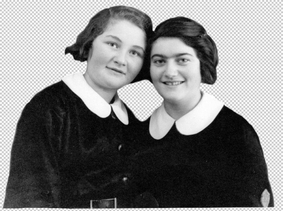Renia Spiegel (z prawej) została zastrzelona w przemyskim getcie w wieku 18 lat.<br/>fot.www.reniaspiegelfoundation.org.pl