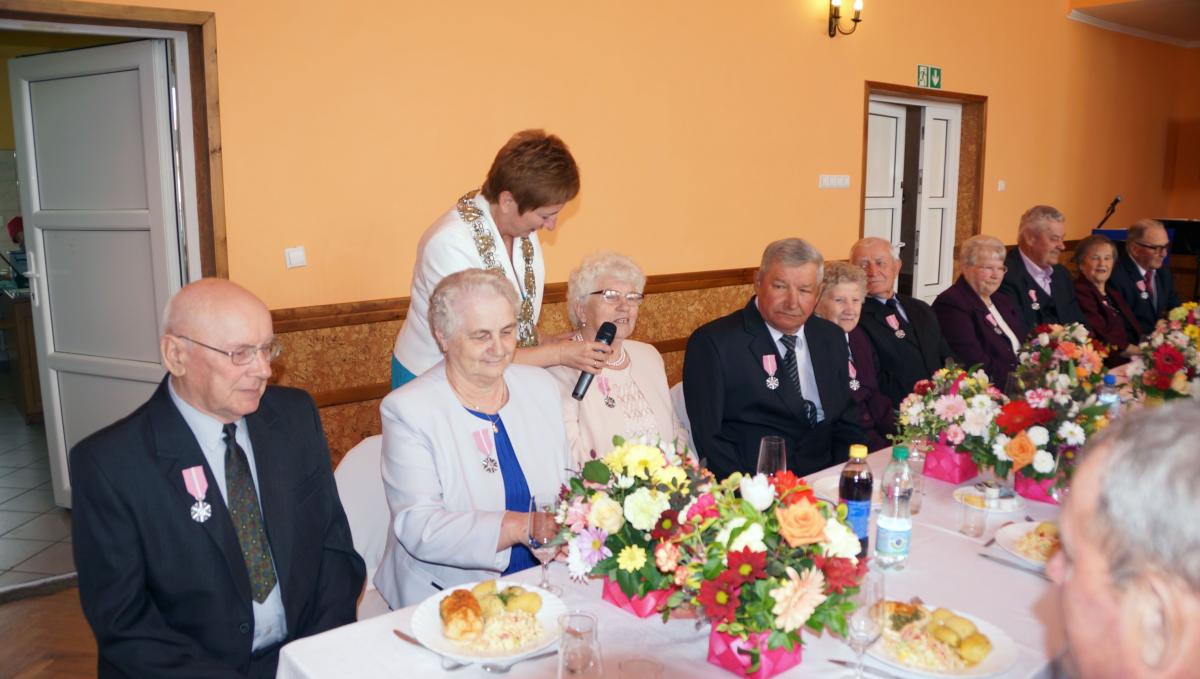 Jubileuszowe spotkanie było okazją do wspomnień i zabawy.<br/>fot.UG Wiązownica