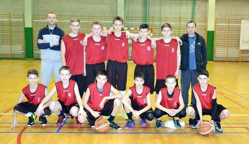 Zespół MOSiR-u Przeworsk zajął 4. miejsce w ćwierćfinałowym turnieju Mistrzostw Polski U14, który rozegrany został w Białymstoku.<br/>fot.MOSiR Przeworsk
