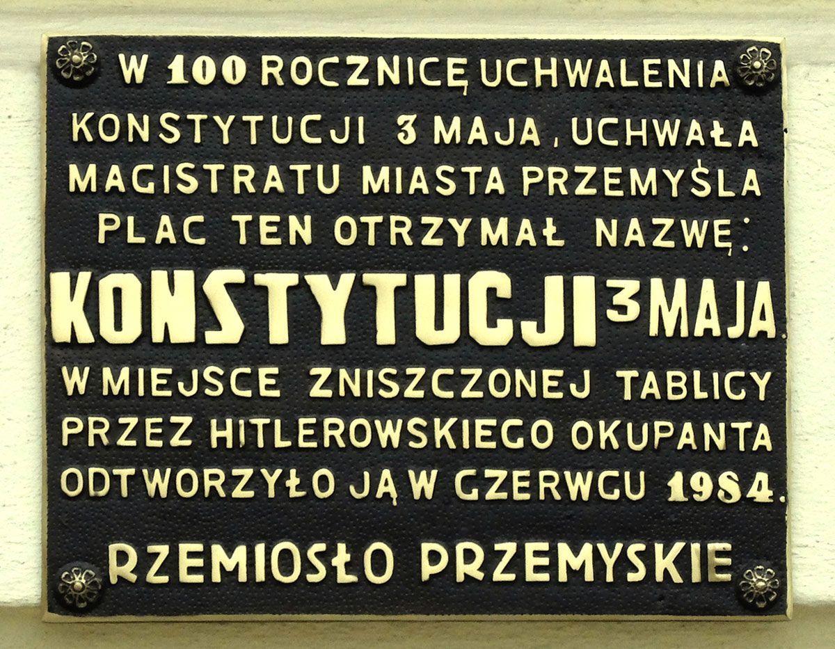 Tablica upamiętniająca uchwalenie Konstytucji 3 Maja.<br/>fot.Jacek Szwic