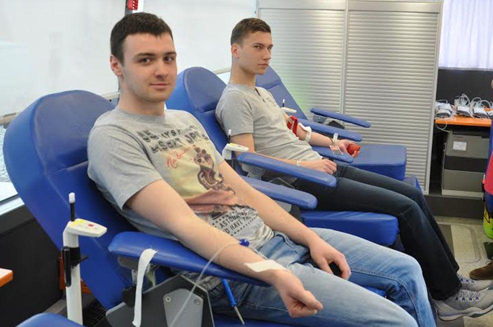 Podczas czwartkowej akcji swoją krew oddało 21 osób.<br/>fot.Barbara Chmura