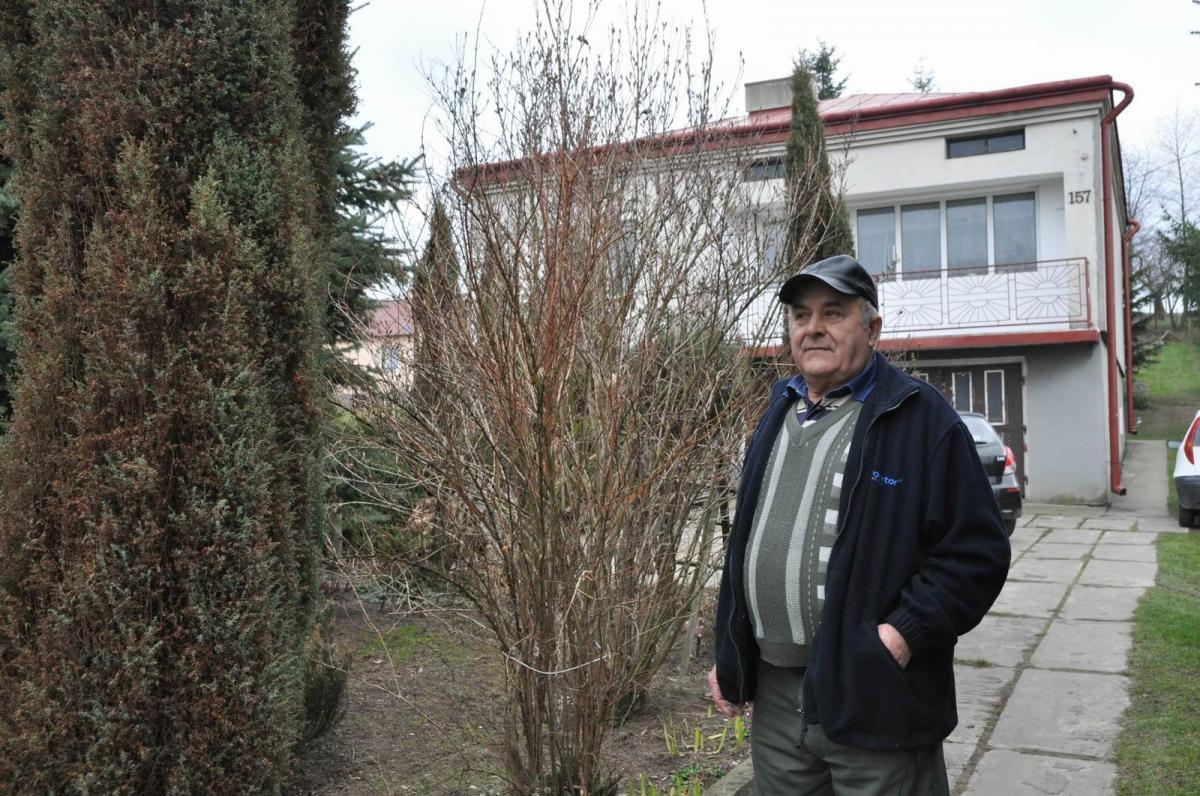 Eugeniusz Rabski jest zaskoczony tak dużym wzrostem wysokości podatku. – Nikt nas nie informował o zmianach w kwalifikacji gruntów – mówi.<br/>fot.Paweł Bugira