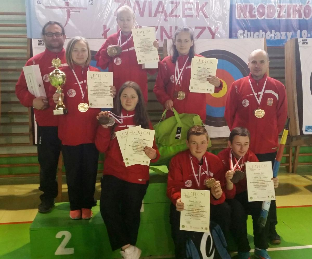 Reprezentacja UKS Tramp Jarosław wywalczyła w Głuchołazach aż 8 medali.<br/>fot.ze zbiorów własnych