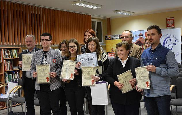 Tegoroczni laureaci konkursu.<br/>fot.UM Lubaczów