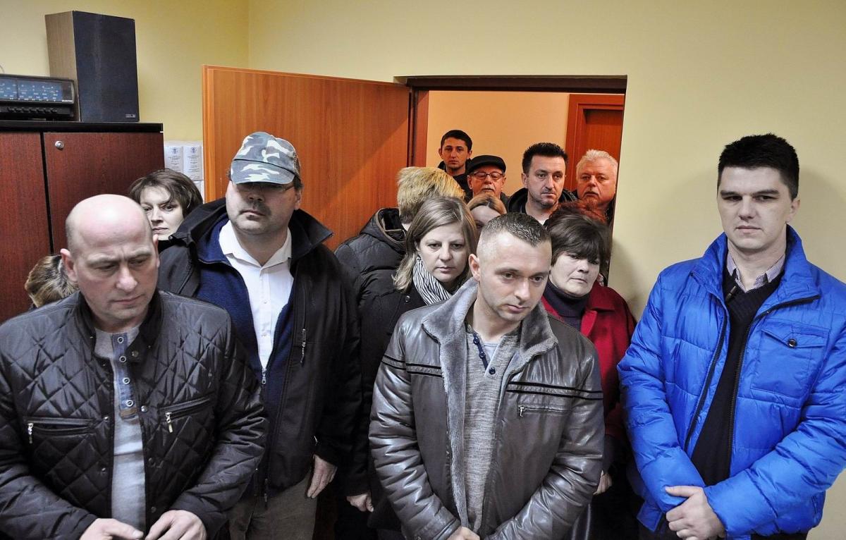 Mieszkańcy Kupiatycz licznie przyjechali na sesję rady gminy. Decyzję radnych przyjęli oklaskami i słowami „dziękujemy”.<br/>fot.Paweł Bugira