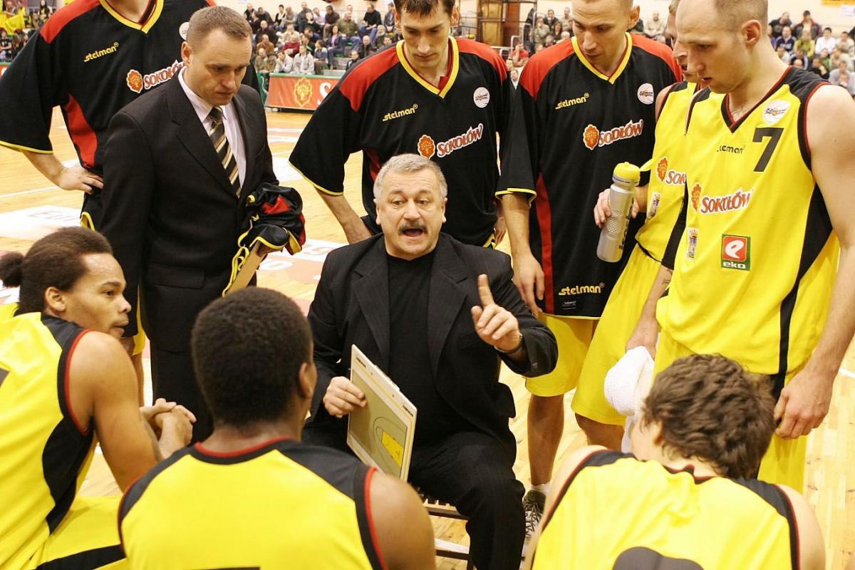 Dariusz Szczubiał przez ponad 2 lata prowadził ekstraklasowy Znicz Jarosław.
